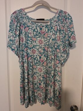Lane Bryant Teal Floral Short Sleeve Swing Top
